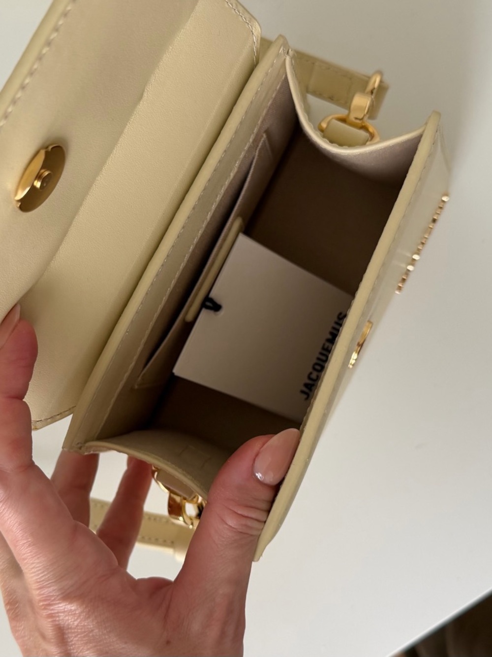 Jacquemus Cream Mini Top-Handle Leather Bag - Picture 3 of 7